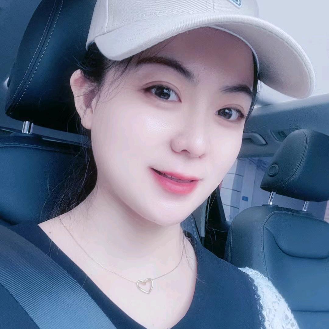 李 小妞