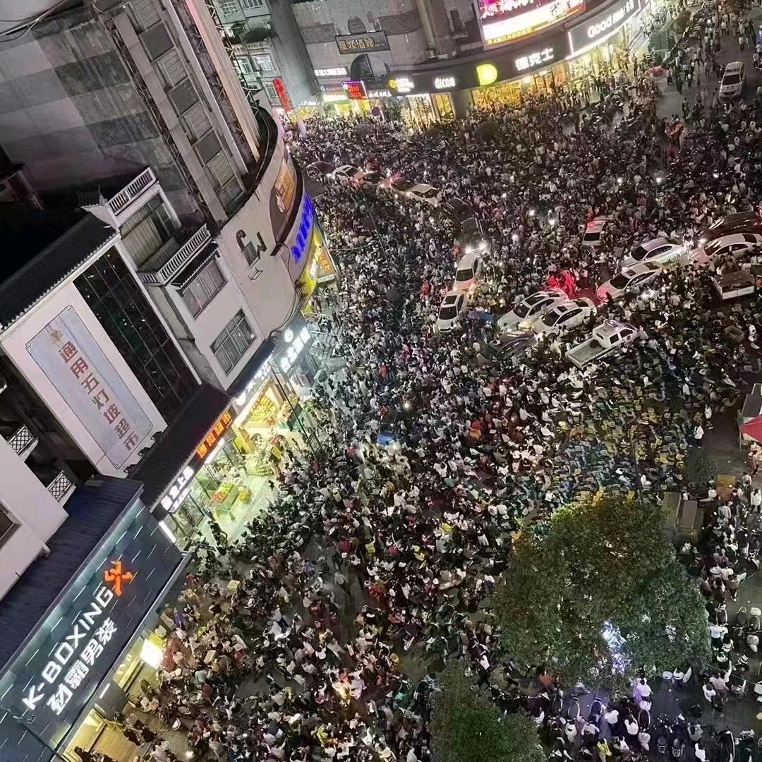 自己自己