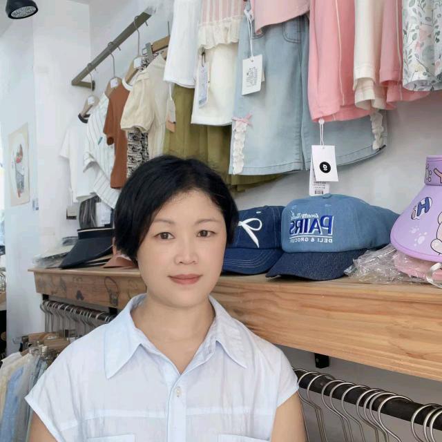 小天使衣橱温江店