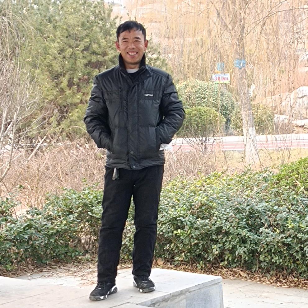 李哥绿幕开播20点10分