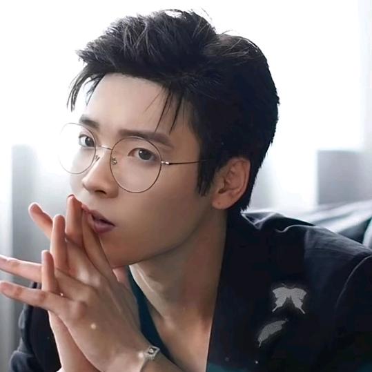 晓飞(ง •̀_•́)ง加油