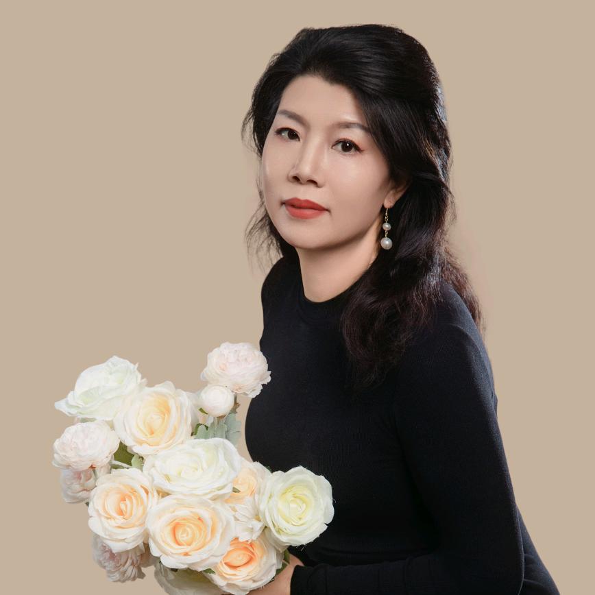 王禹卉{狮子座)}