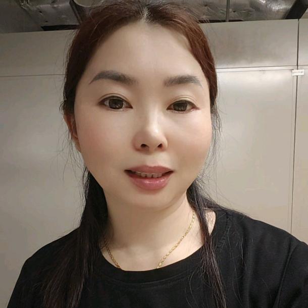 荭荭Jenny