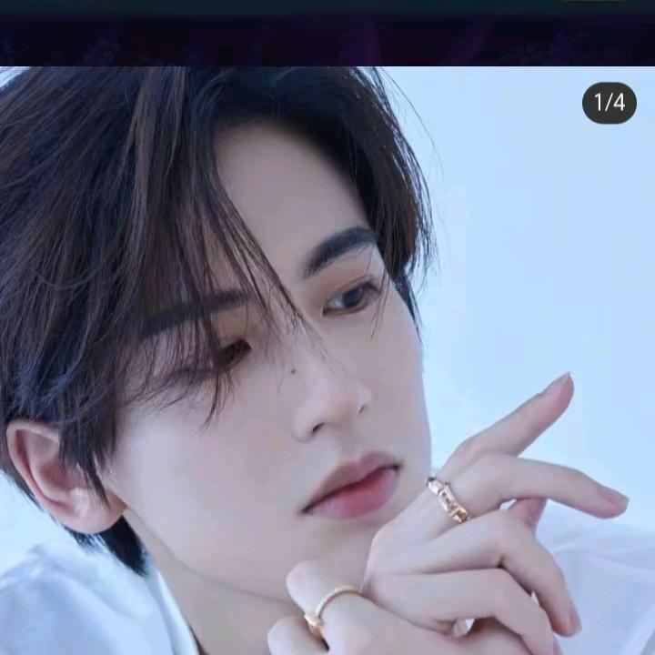 何人解我相思苦