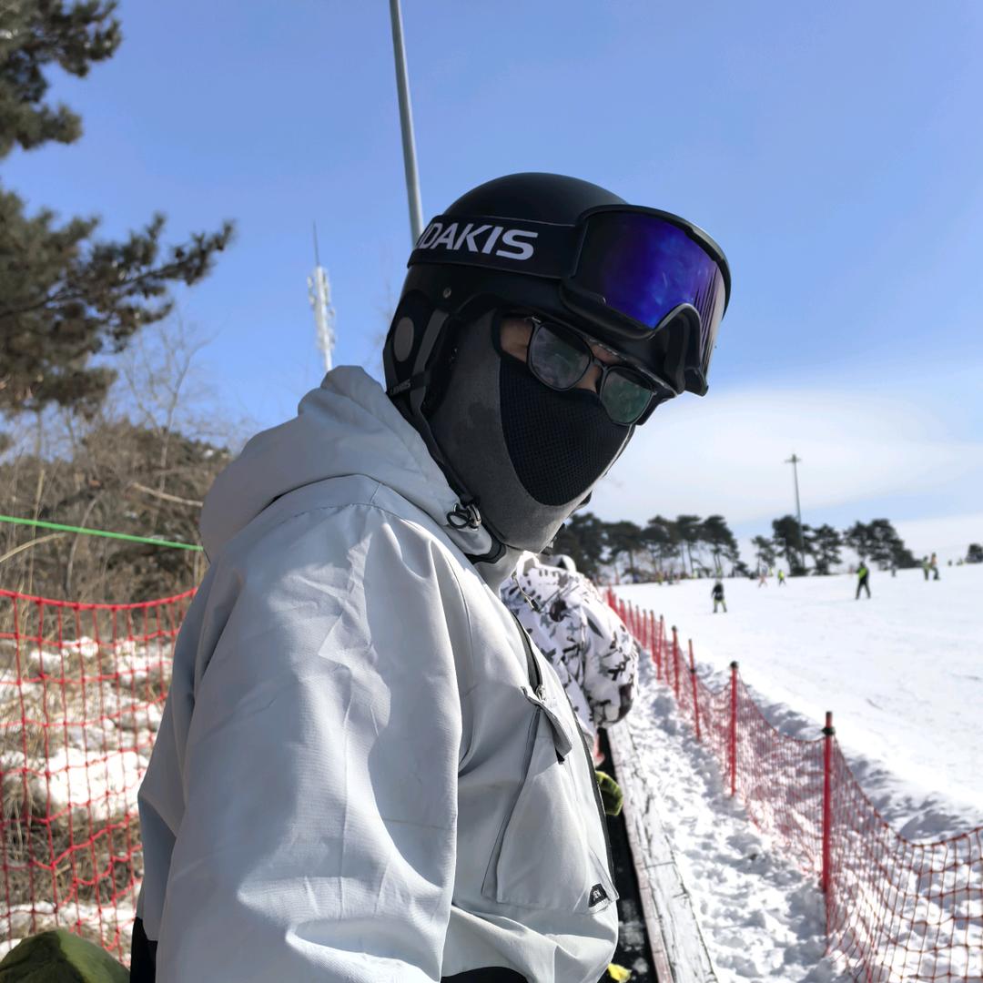 泺沨（七日世界）