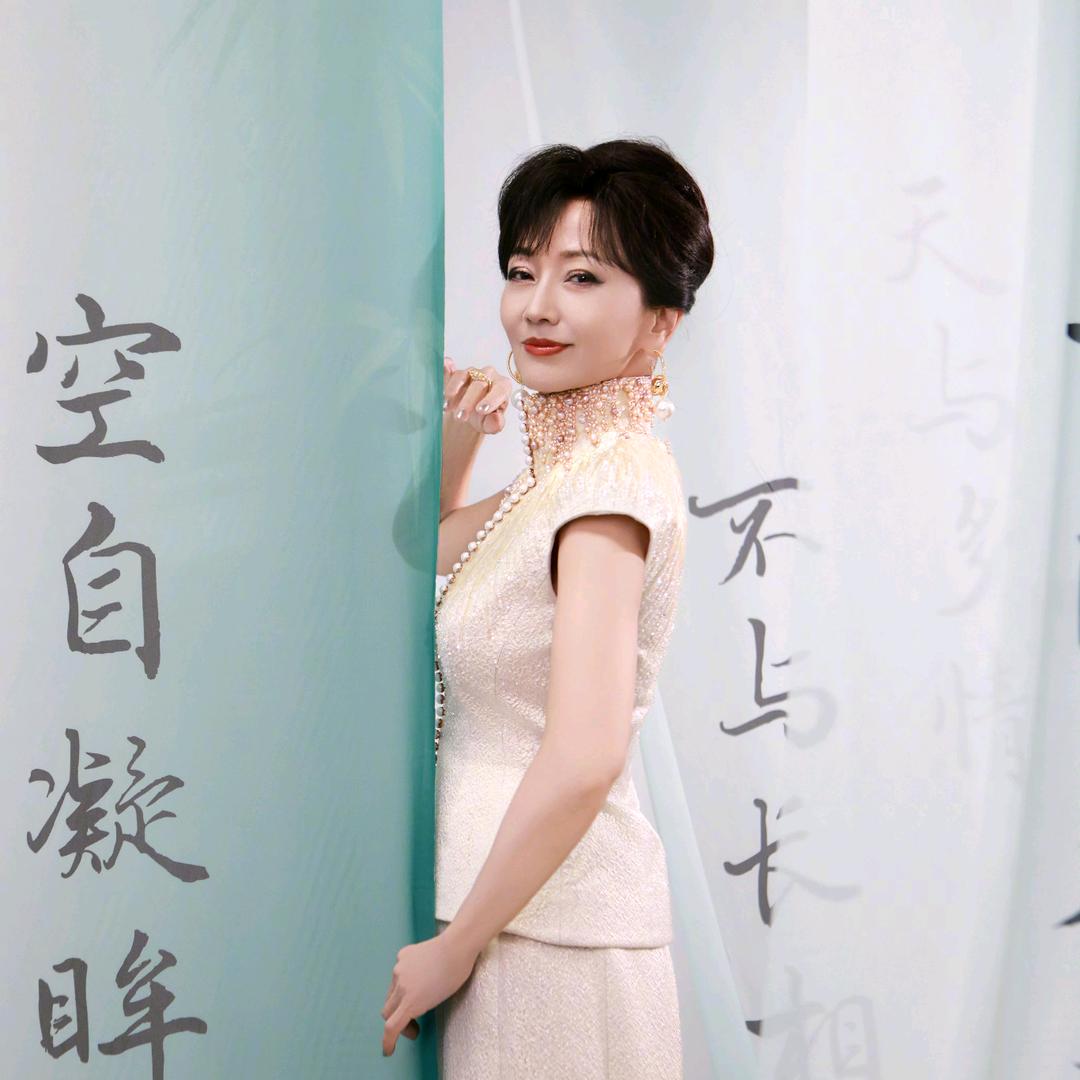 暖暖发光的小胖芝