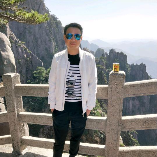 专业外墙真石漆 水泡砂 黃 涛