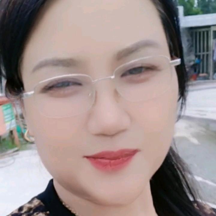 占秀。