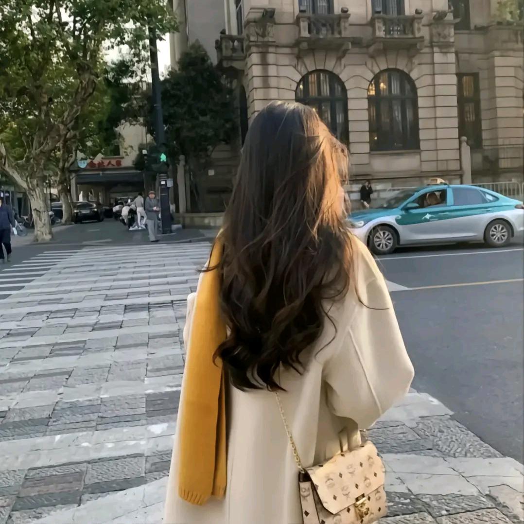 邩邩呀