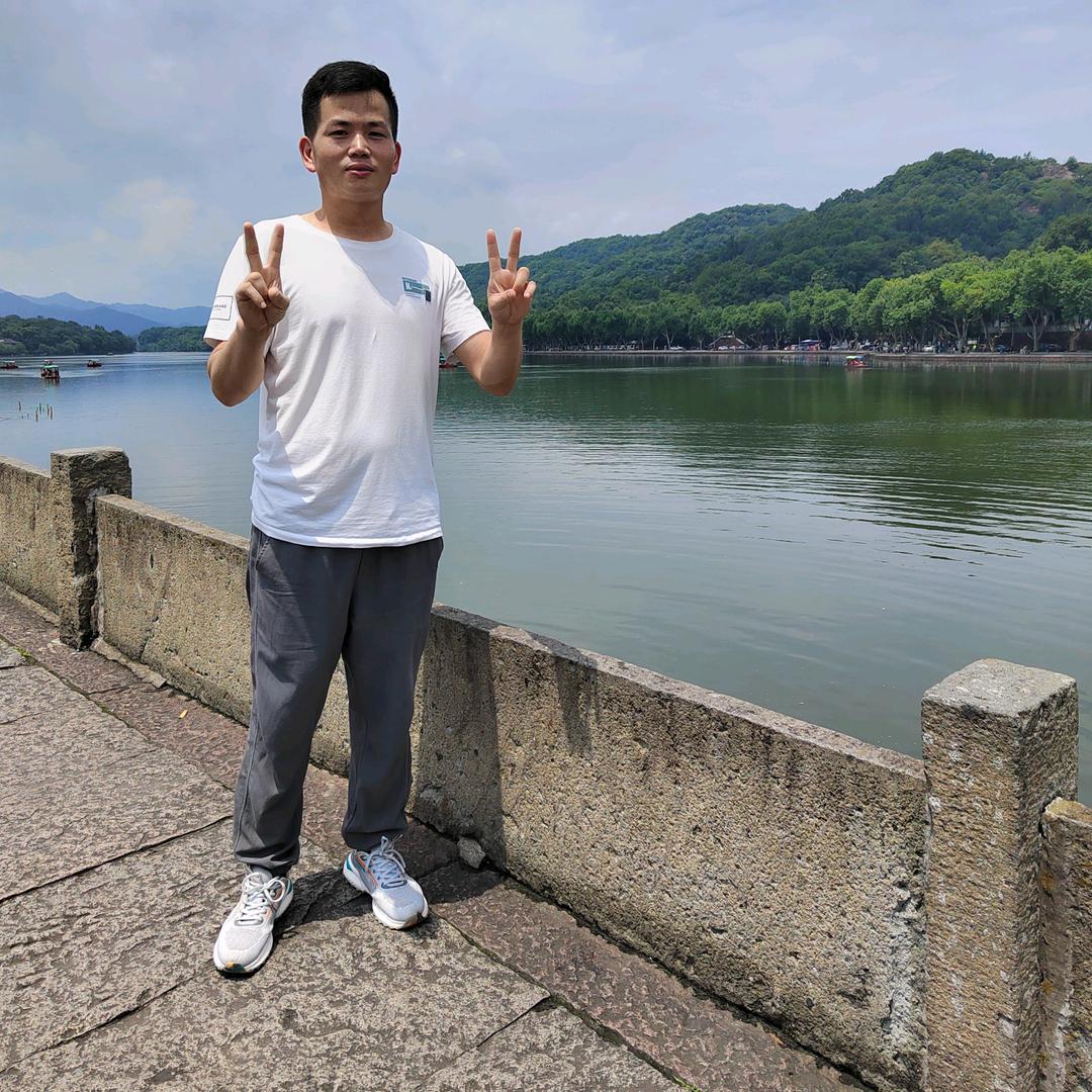 一个人在旅行