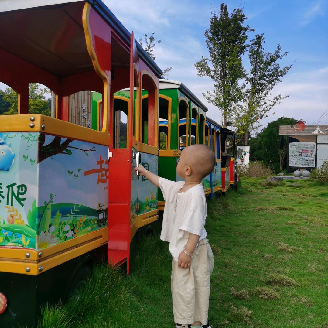 小月亮童装一店