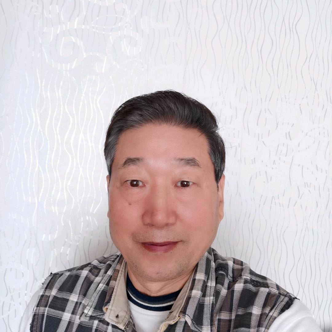 九州商会的苏洵南头像