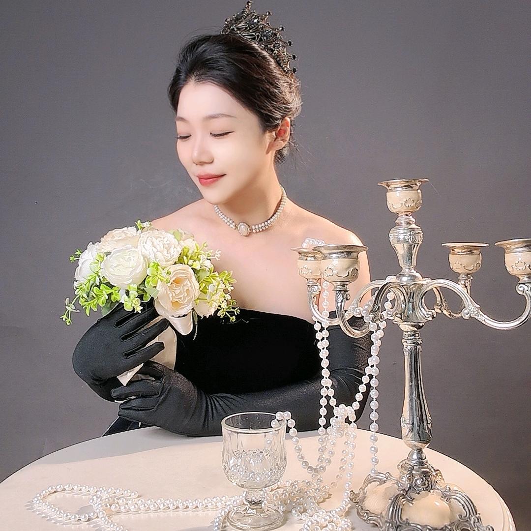 徐焱斯尔唯贸易精品店