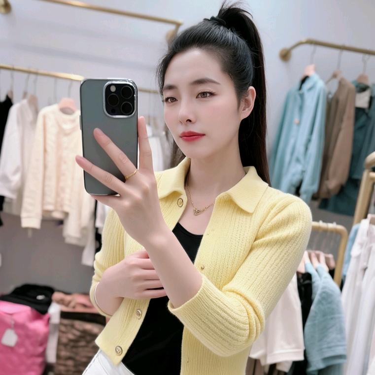 含着眼泪的女孩