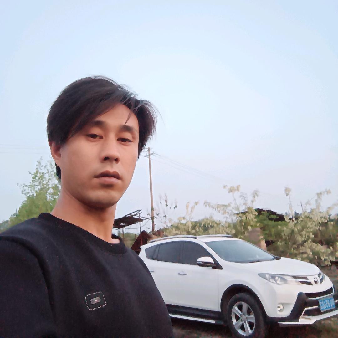 农村小丁，养猪人（爱唱山歌）