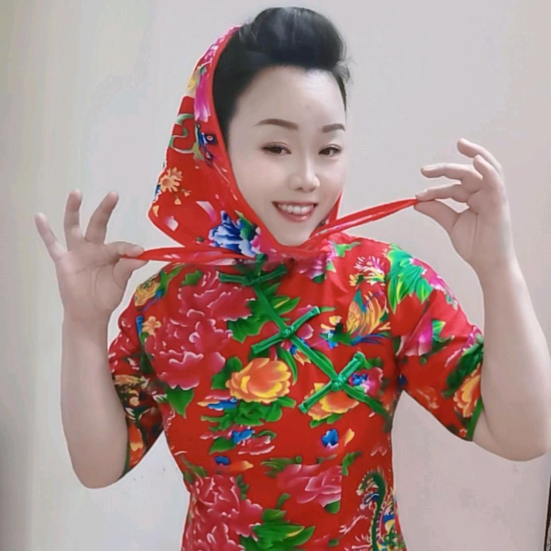 鼓舞队玲姐
