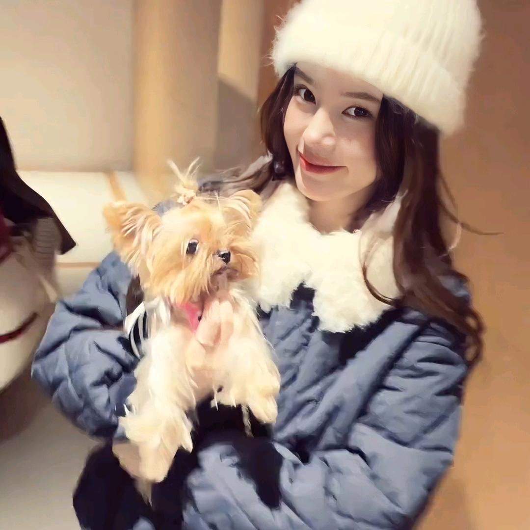 花花（时尚穿搭）