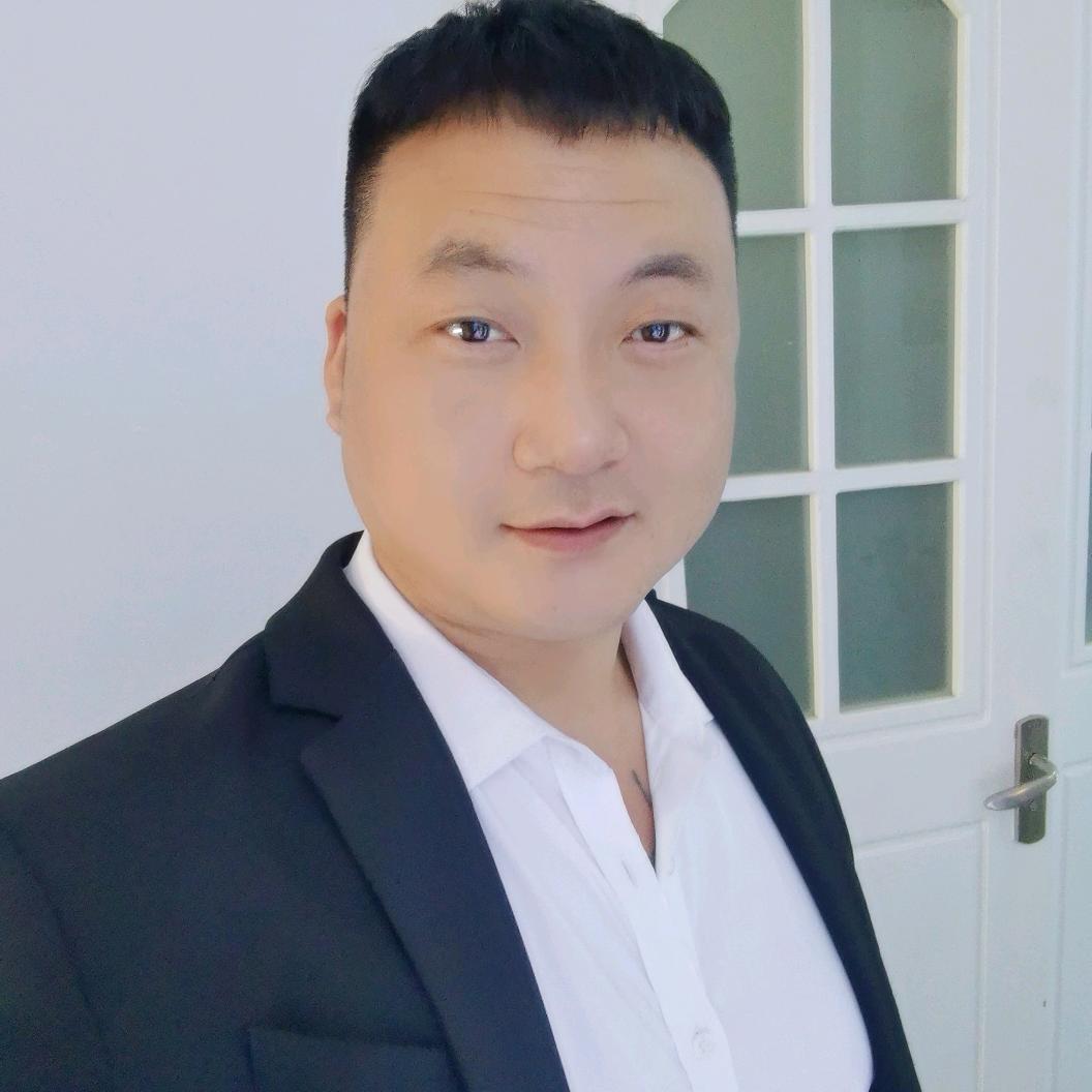 小伟头像