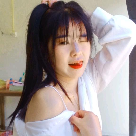 ສາວມົ້ງ🇱🇦