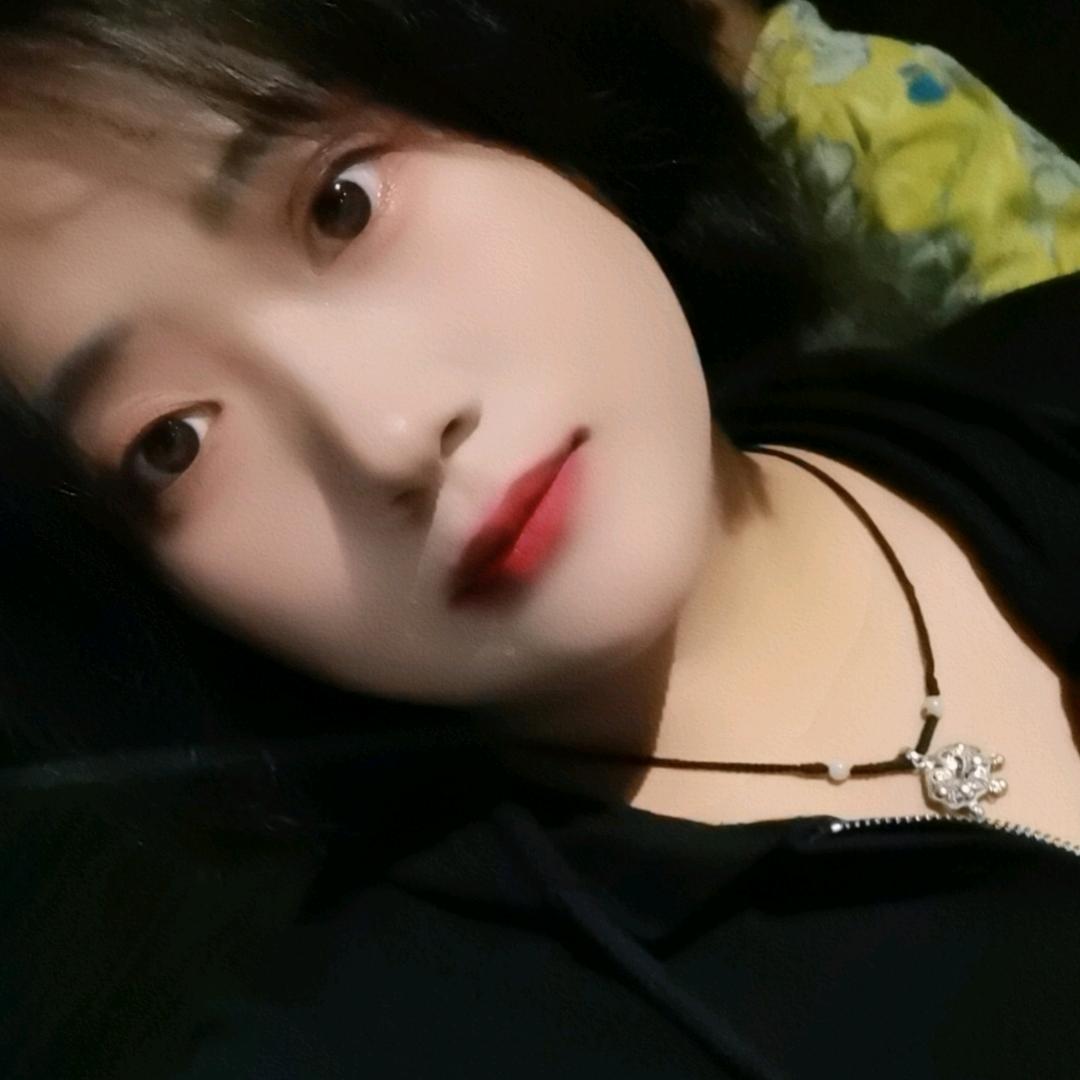 ༺瞿༻