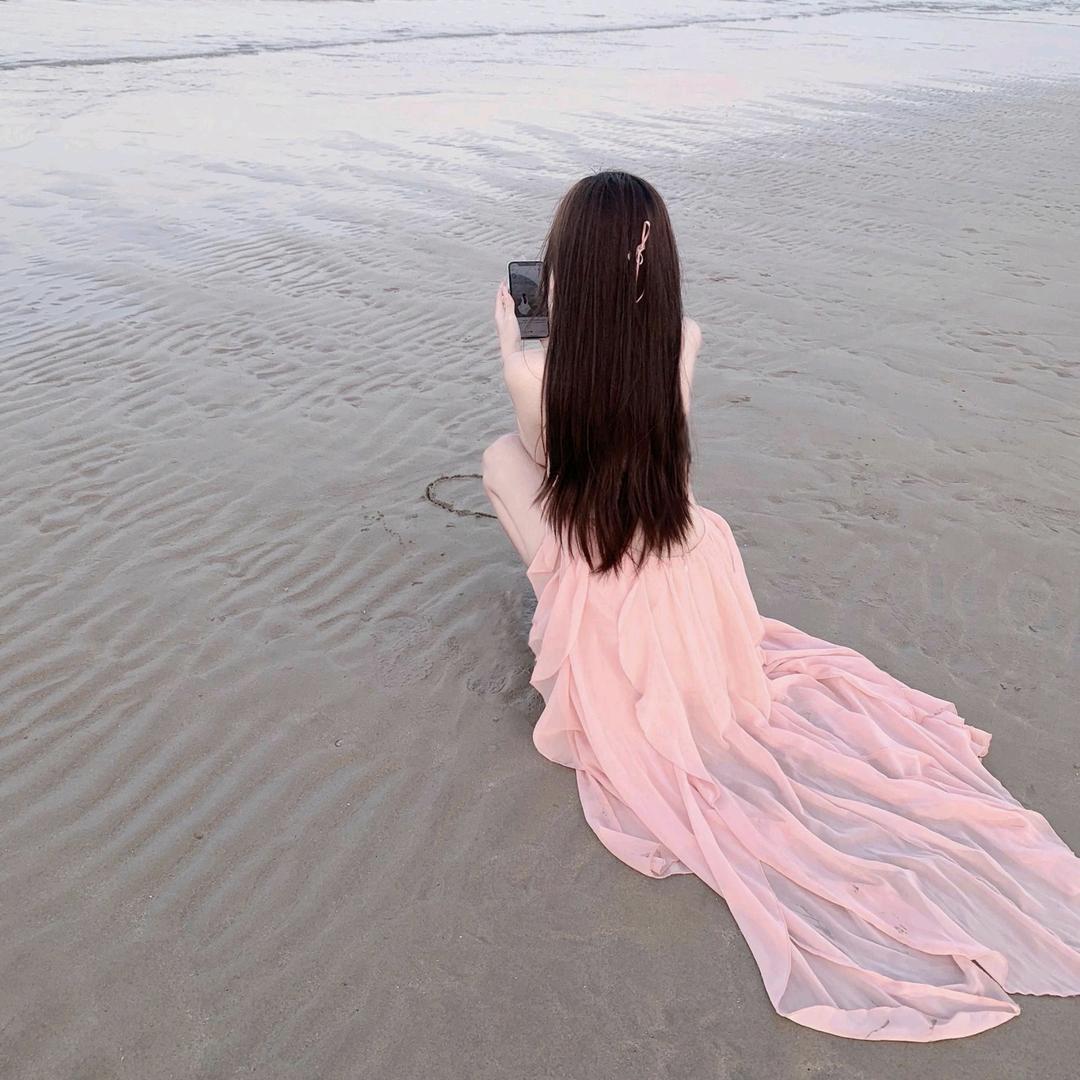 琪宝🦋（👀主页）