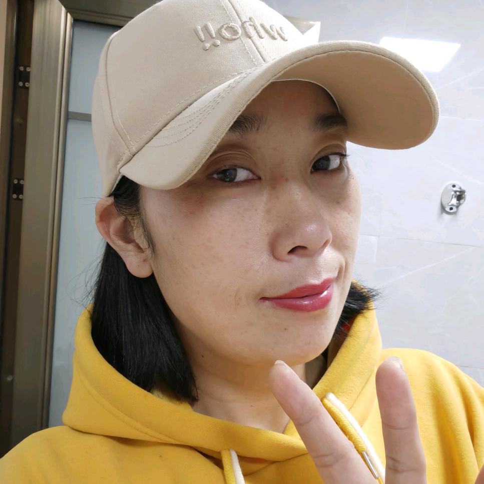 田妹子（MCN曳步舞凤凰古城）