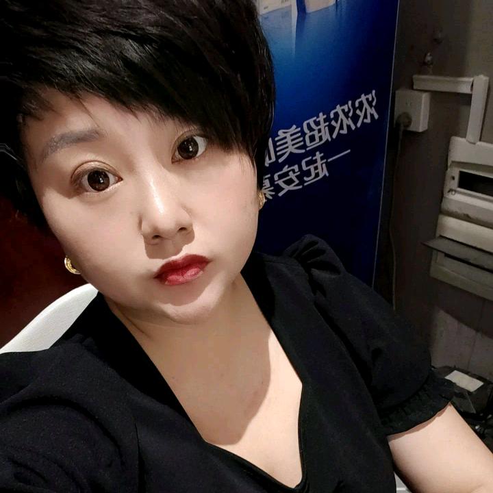 🐮小胖妮🐮（静~静）