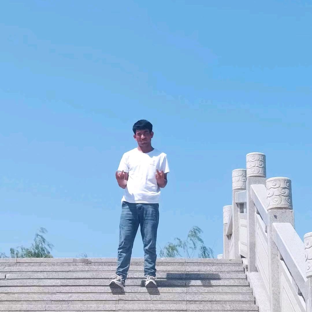 麦麦提江·麦麦提
