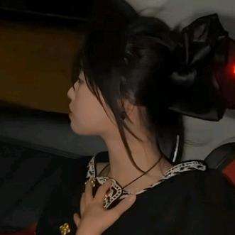 @苗苗