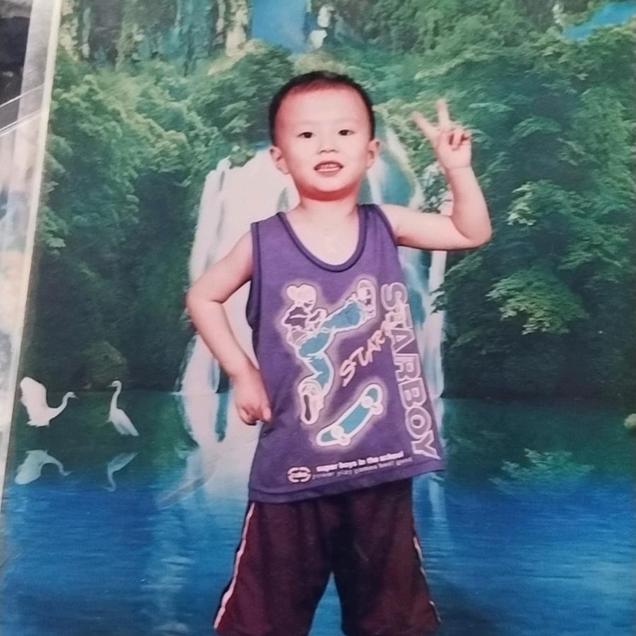 远远的开心快乐