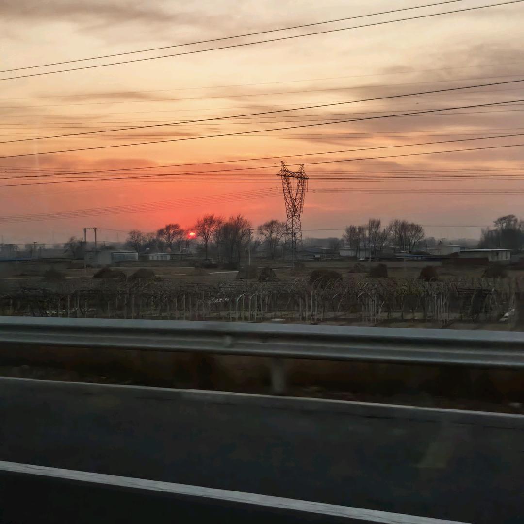 迪桑特DESCENTE官