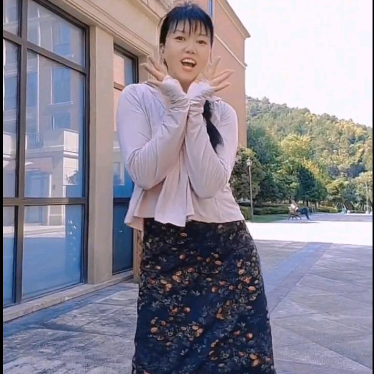 丽