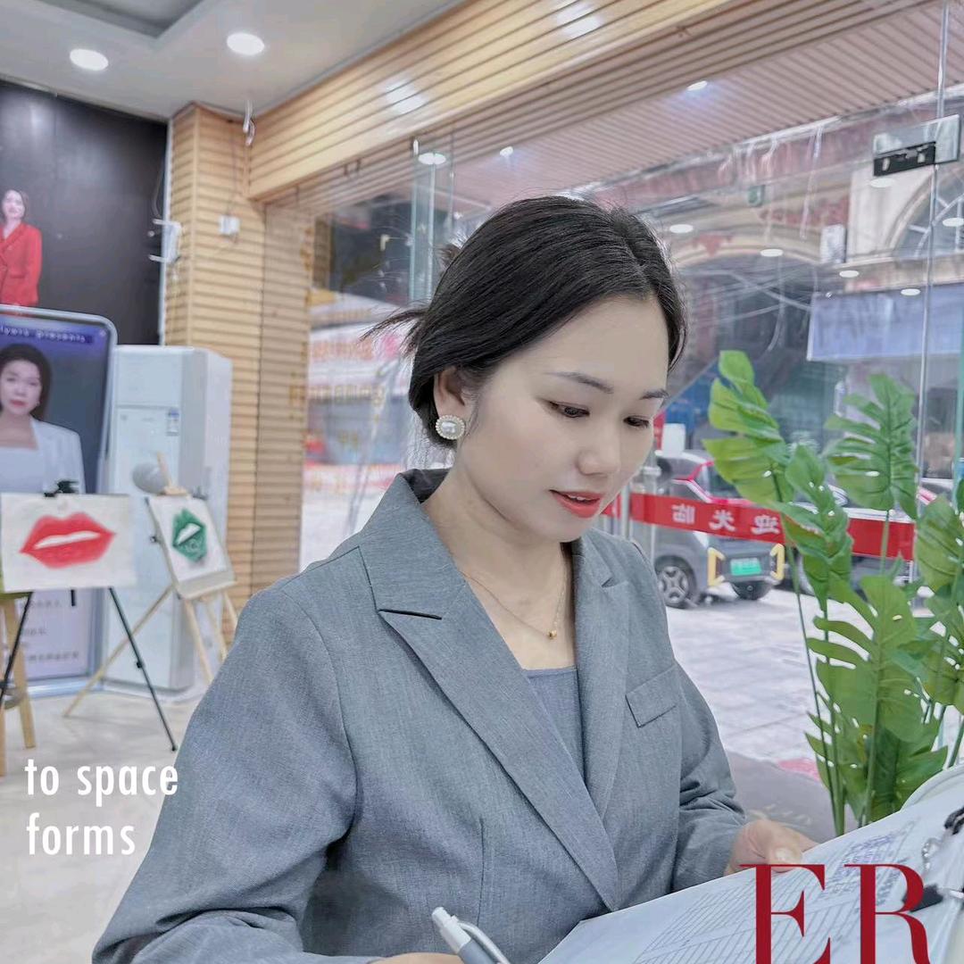 金城江  匠心纹绣   青青