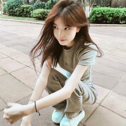 ^美少女.
