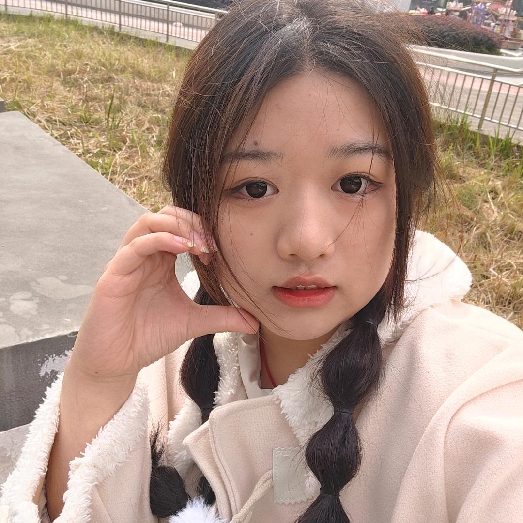 肚子圆⁶⁶的.
