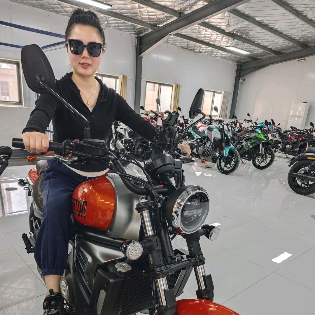 贺贺二手摩托车行