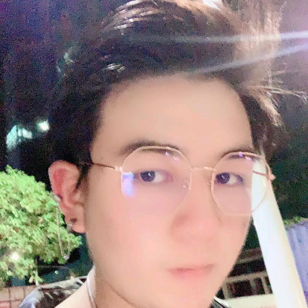 孤牧栀笙