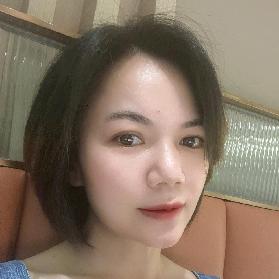 在贵港做装修的小雨