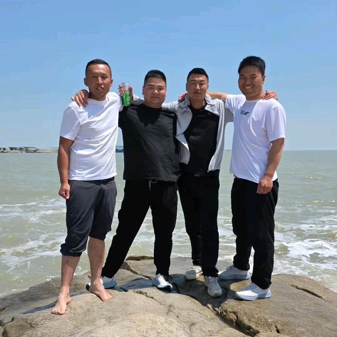 塘口三兄弟