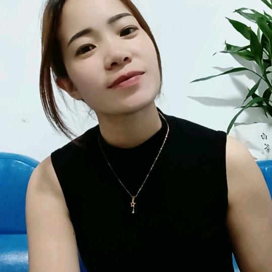 @  小  梅  子