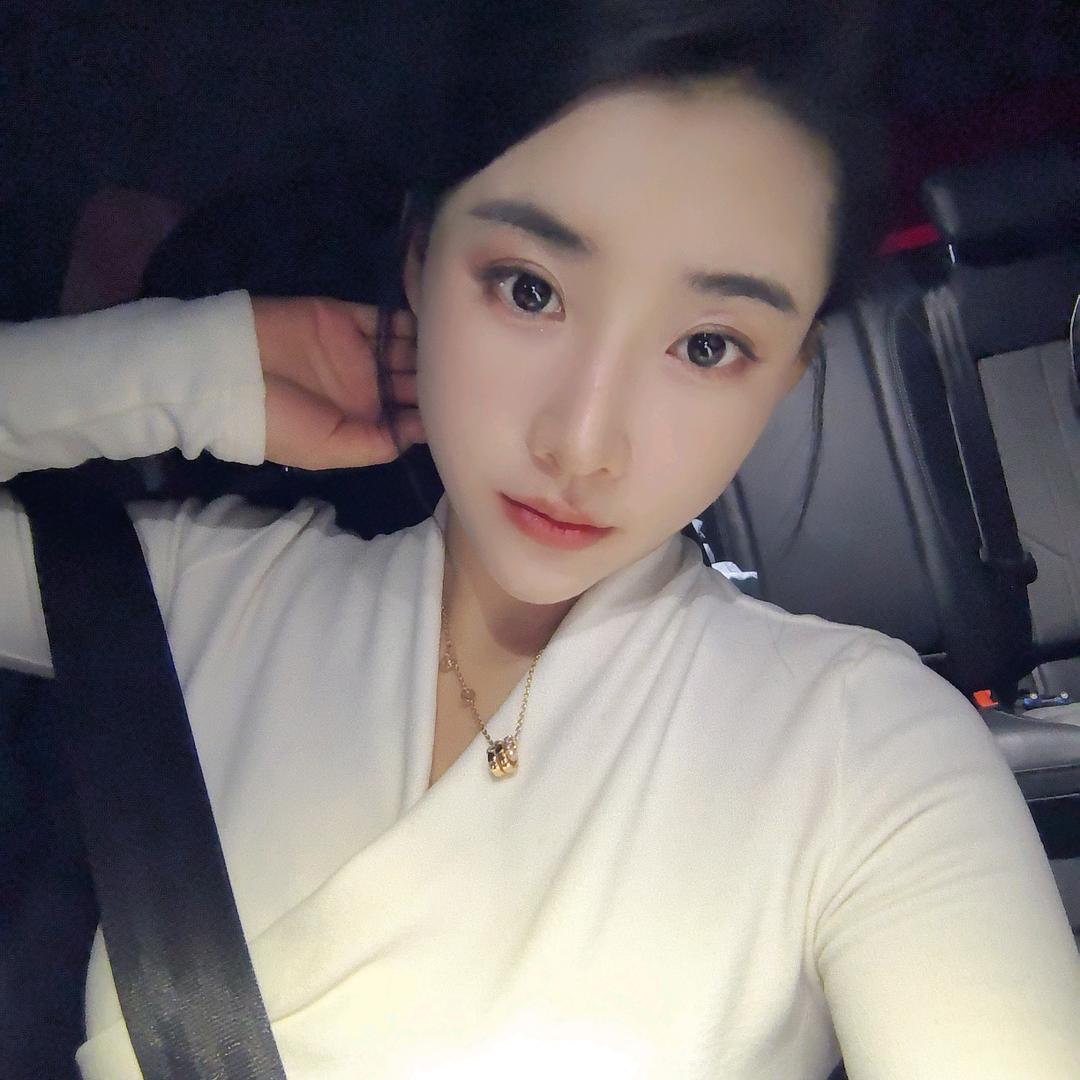 刘丽