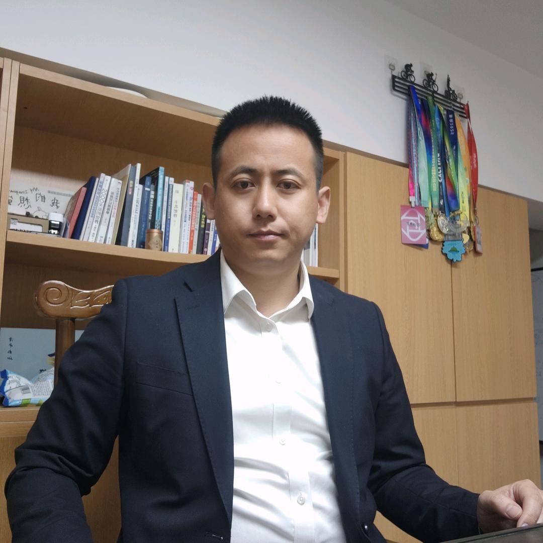 广州白云写字楼租赁-张鹏