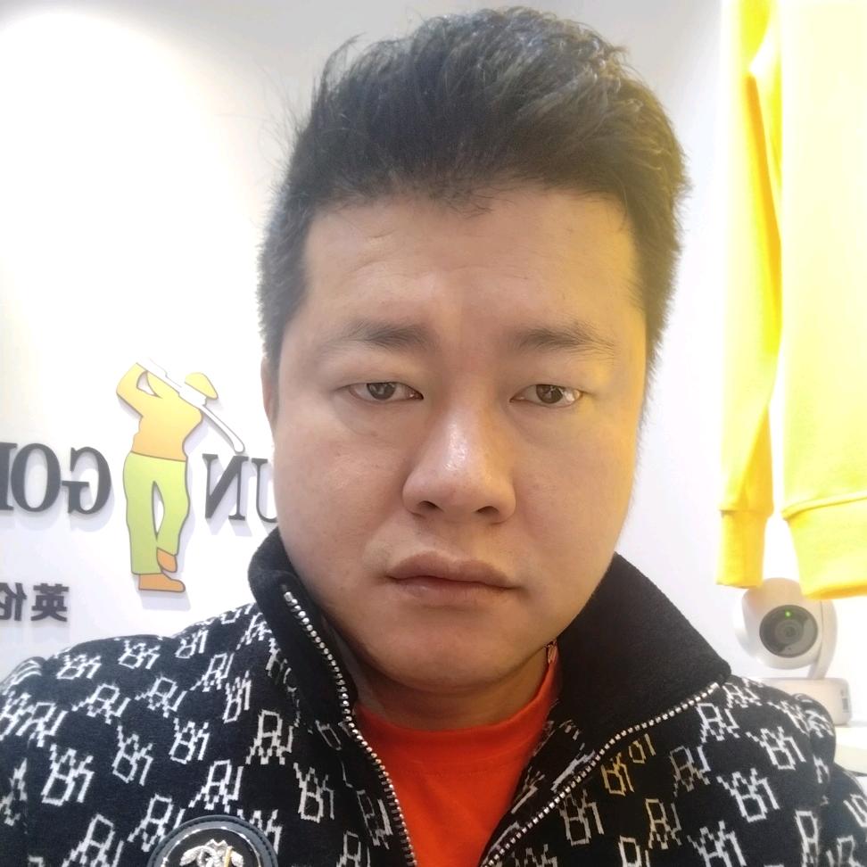 万宁男装任军（万宁万城）