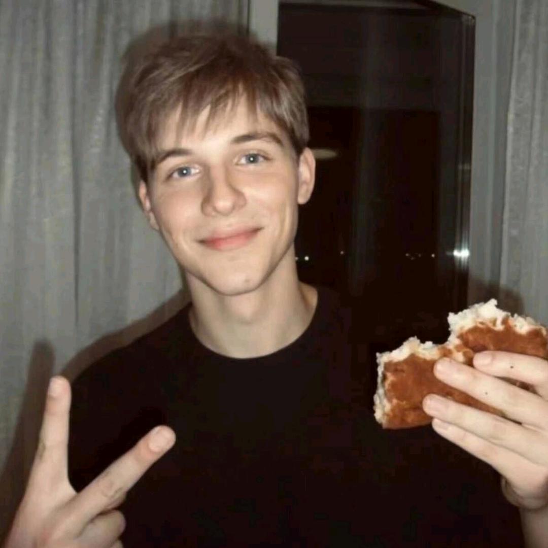 美式加冰🧊（分享日常版）.