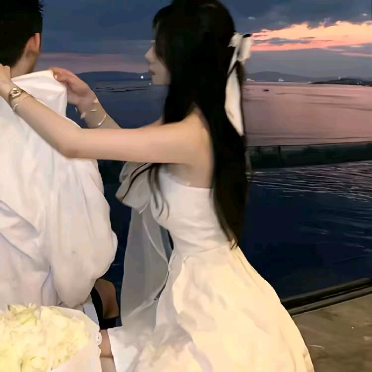 维尼.