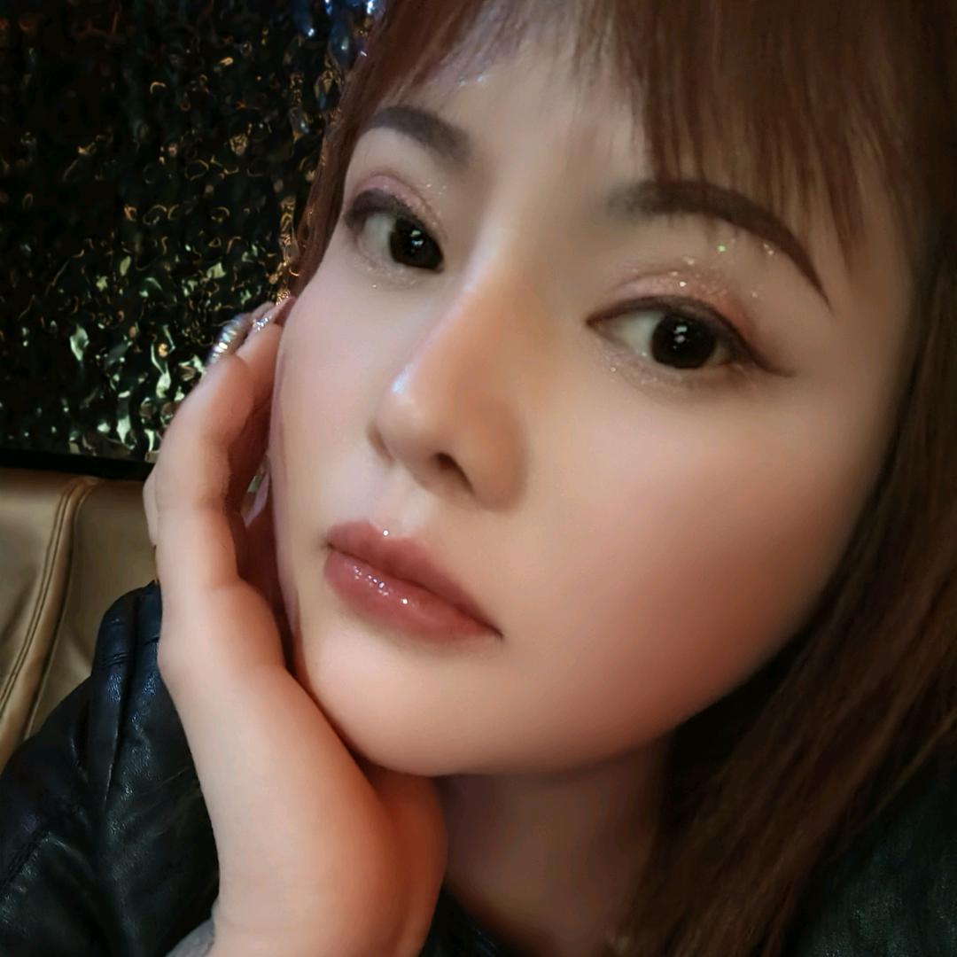 玲子她有点怪♥