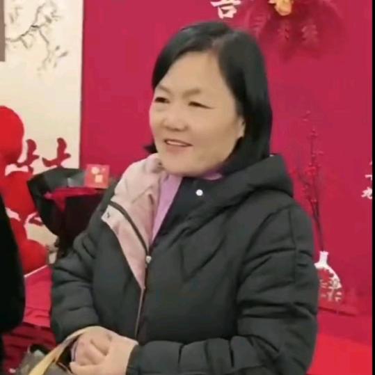 华岗桥侯媒婆牵红线