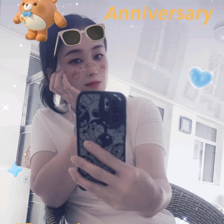 😘  开心果果😘
