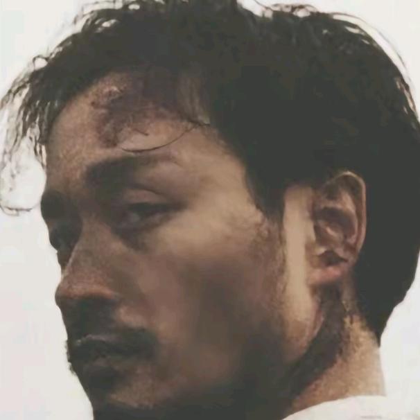 一个不开心的人