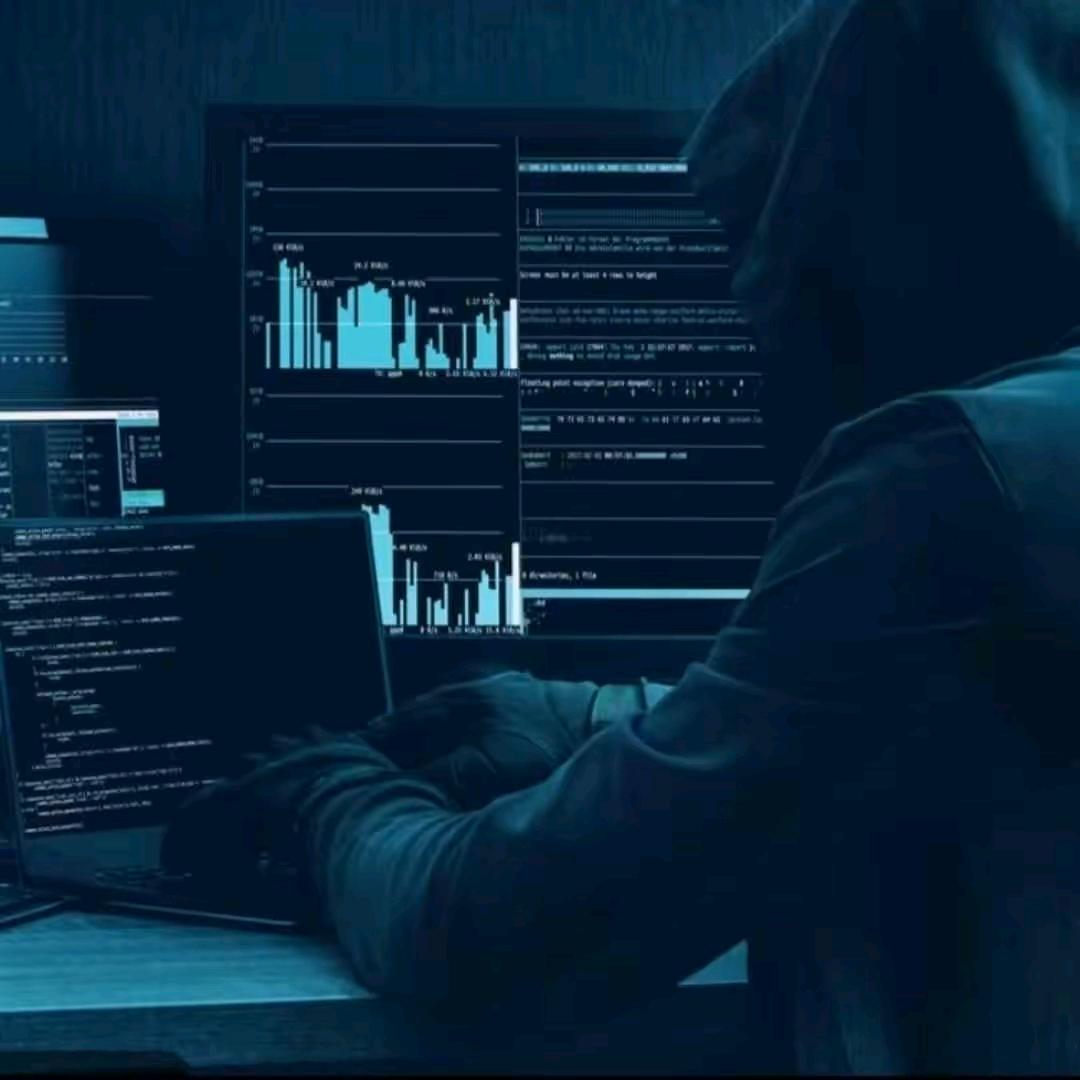 用电脑玩黑客的鹏鹏